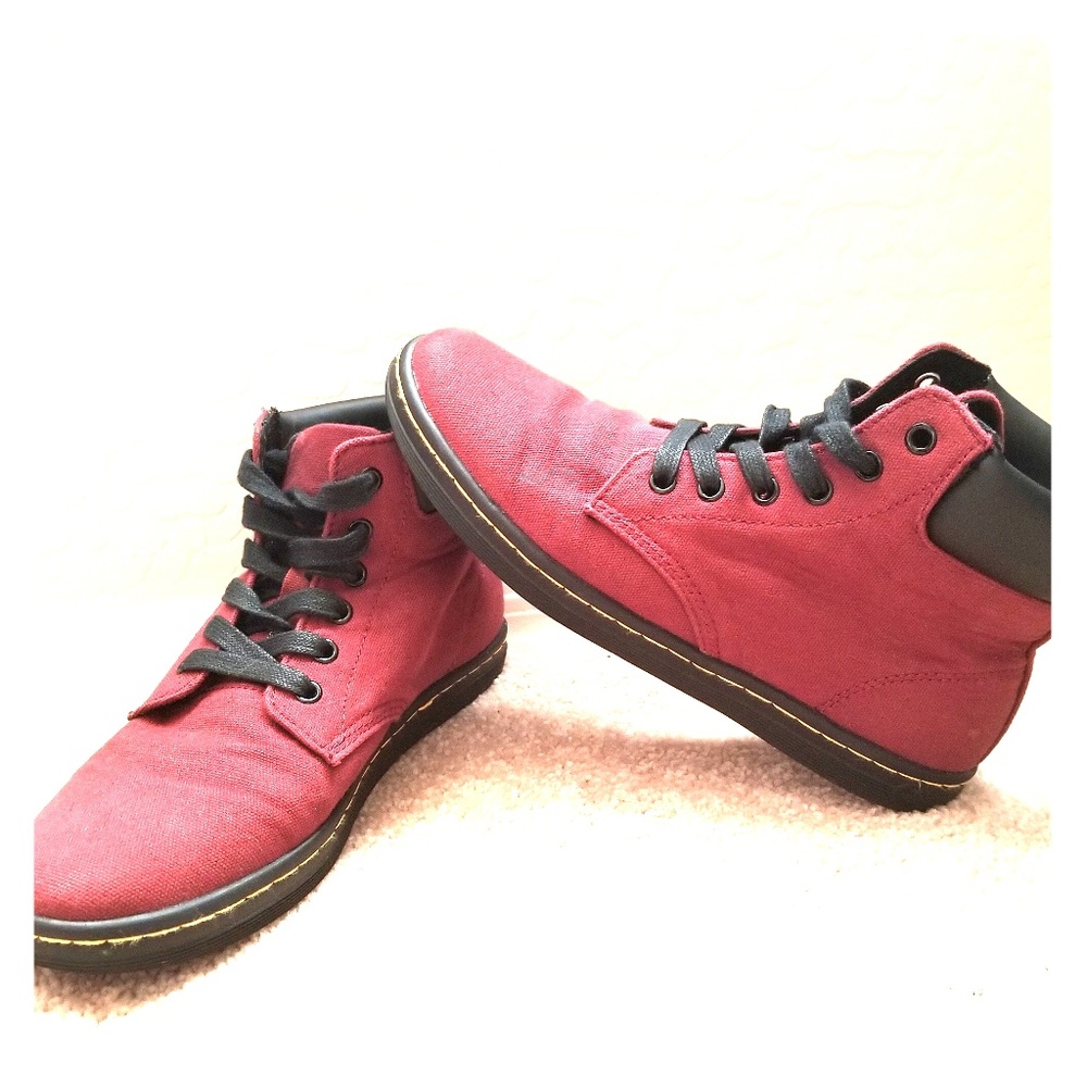 Womens Dr. Martens Maelly Boot